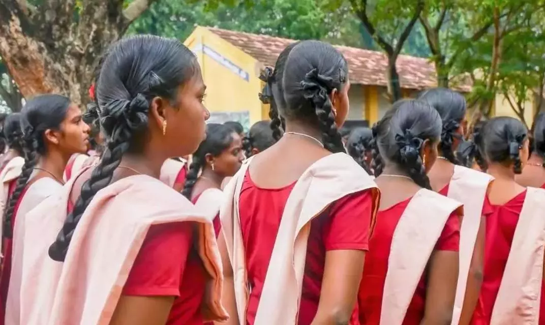 విద్యలో అట్టడుగు నుంచి అగ్రస్థానానికి.. విద్యలో అట్టడుగు నుంచి అగ్రస్థానానికి..