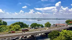 హుస్సేన్‌సాగర్ ప్రక్షాళన పేరిట రూ.500 కోట్లు వ్యర్థం