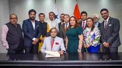 ‘శశి థరూర్’ పనామా ప్రకటనతో కాంగ్రెస్ చిక్కుల్లో పడిందా?