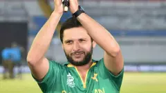 పాక్ క్రికెటర్లకి ఆతిథ్యం ఇచ్చిన కేరళ పూర్వ విద్యార్థులు