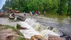 ఈశాన్యంలో భారీ వర్షాలు - 20 మంది మృతి