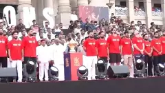 బెంగళూరు చిన్నస్వామి స్టేడియం సమీపంలో తొక్కిసలాట - పది మంది మృతి