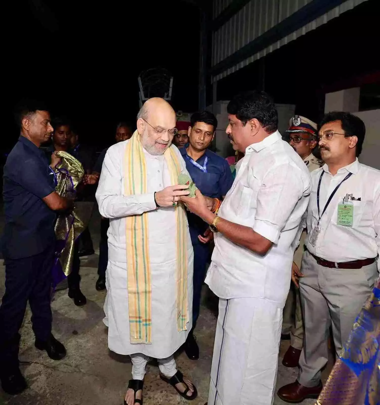 మధురైలో అమిత్ షా.. మధురైలో అమిత్ షా..