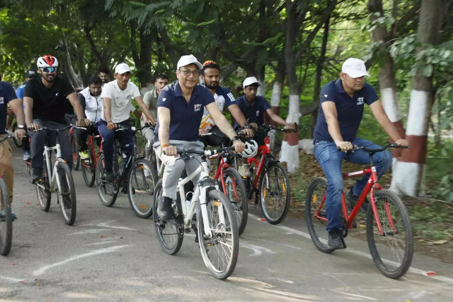 రైల్వే ఉద్యోగుల ఫిట్ ఇండియా ఉద్యమం ‘సండేస్ ఆన్ సైకిల్’