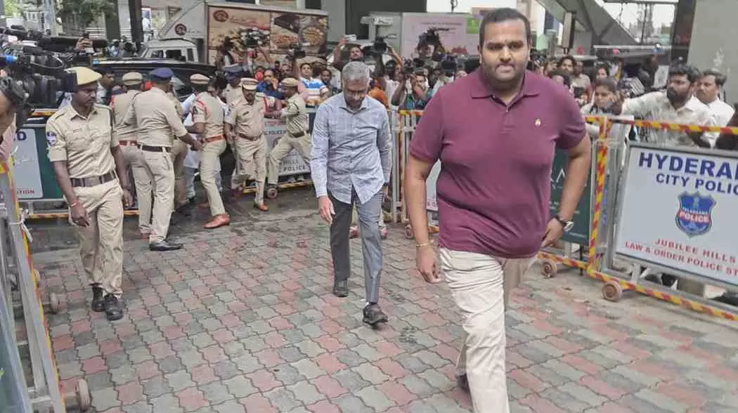 అమెరికాలో ప్రభాకరరావు బాగా కోచింగ్ తీసుకున్నారా ? అమెరికాలో ప్రభాకరరావు బాగా కోచింగ్ తీసుకున్నారా ?