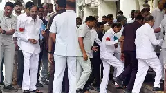 విచారణకు హాజరైన కేసీఆర్..