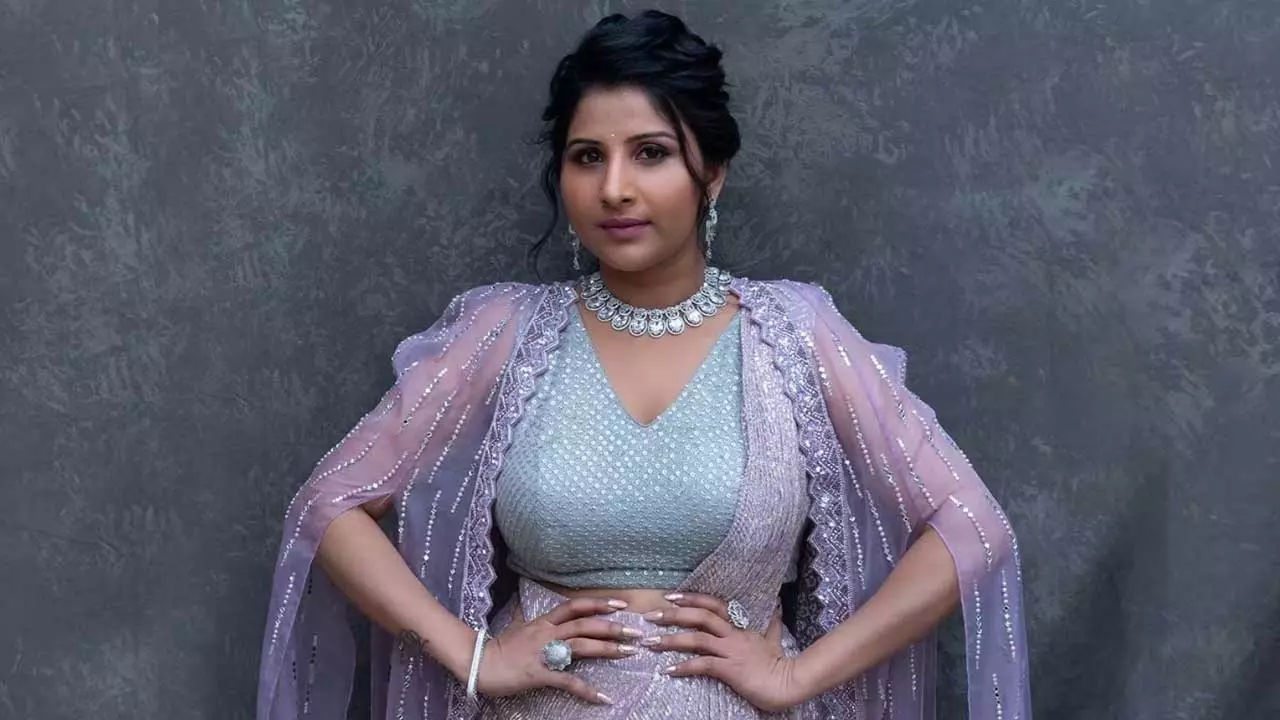 సింగర్ మంగ్లీపై కేసు నమోదు.. సింగర్ మంగ్లీపై కేసు నమోదు..