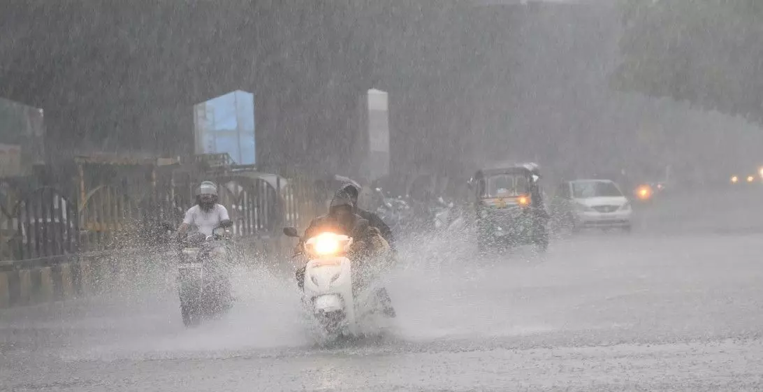 తెలంగాణలో ఏడు రోజులపాటు వర్షాలు, ఐఎండీ ఎల్లో అలర్ట్ జారీ