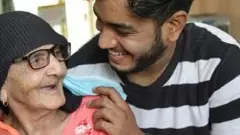 వృద్ధులను వదిలేస్తున్నారు....