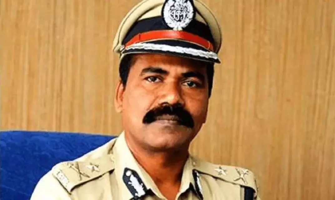 ‘‘ఇవేం ఆదేశాలు’’.. మద్రాస్ హైకోర్టు పై సుప్రీం అసహనం ‘‘ఇవేం ఆదేశాలు’’.. మద్రాస్ హైకోర్టు పై సుప్రీం అసహనం