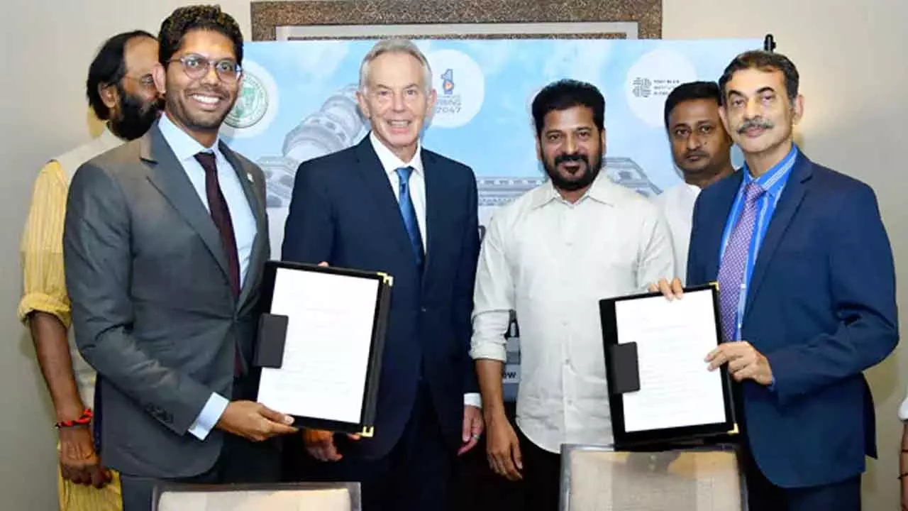 తెలంగాణ రైజింగ్పై యూజీ మాజీ ప్రధాని ప్రశంసలు తెలంగాణ రైజింగ్పై యూజీ మాజీ ప్రధాని ప్రశంసలు