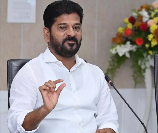 రేవంత్ ఫోన్ను ఎలా ట్యాప్ చేశారో తెలుసా ? రేవంత్ ఫోన్ను ఎలా ట్యాప్ చేశారో తెలుసా ?