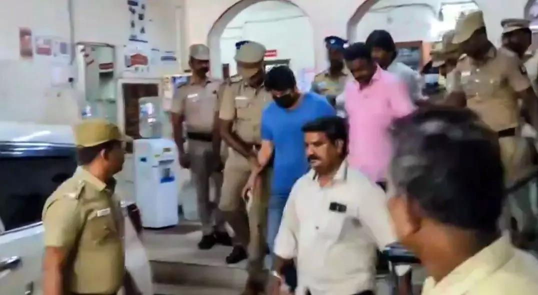 డ్రగ్స్ కేసులో తమిళ నటుడు శ్రీకాంత్ ఎలా చిక్కాడు? డ్రగ్స్ కేసులో తమిళ నటుడు శ్రీకాంత్ ఎలా చిక్కాడు?