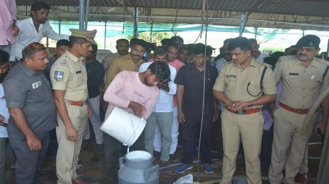 తెలంగాణలో కల్తీ ఆహారం కేసుల్లో దోషులపై చర్యలేవి? తెలంగాణలో కల్తీ ఆహారం కేసుల్లో దోషులపై చర్యలేవి?