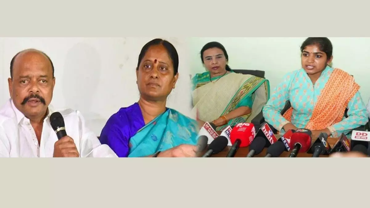 వరంగల్ జిల్లాలో ఇంటిపోరు: సురేఖకు భర్త, యశశ్వినికి అత్తపోరు పెరిగిపోతోందా ? వరంగల్ జిల్లాలో ఇంటిపోరు: సురేఖకు భర్త, యశశ్వినికి అత్తపోరు పెరిగిపోతోందా ?