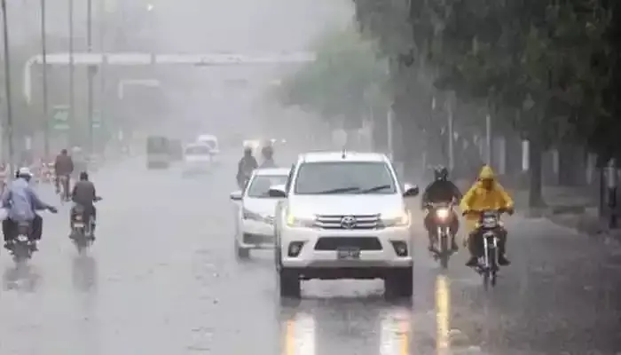 హైద్రాబాద్ లో భారీ వర్షం