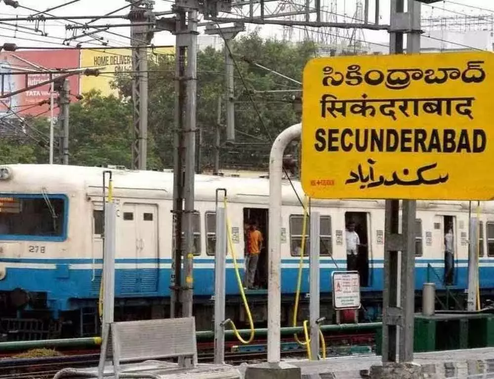సికింద్రాబాద్ రైల్వేస్టేషన్ లో బాలిక అదృశ్యం