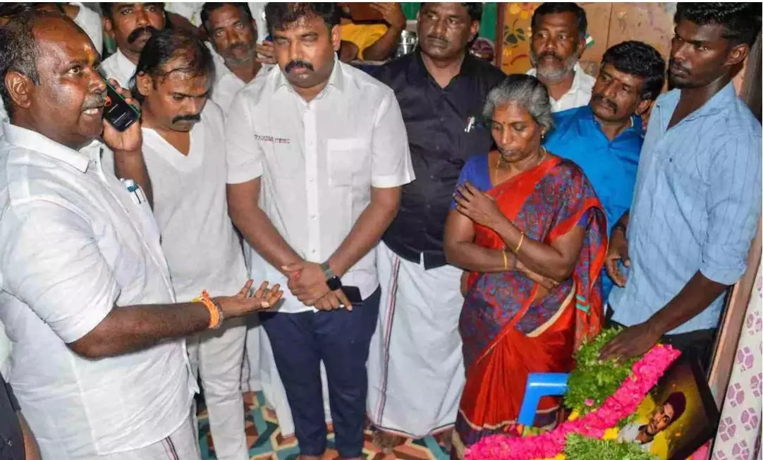 సంచలనం సృష్టిస్తున్న తమిళనాడు లాకప్ డెత్ కేసు