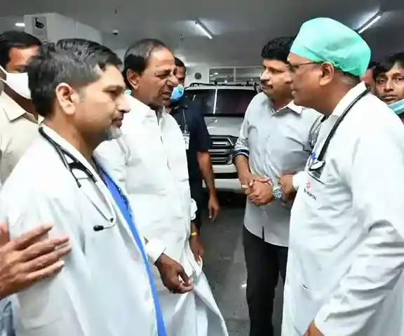 కెసీఆర్ కు వైద్య పరీక్షలు కెసీఆర్ కు వైద్య పరీక్షలు