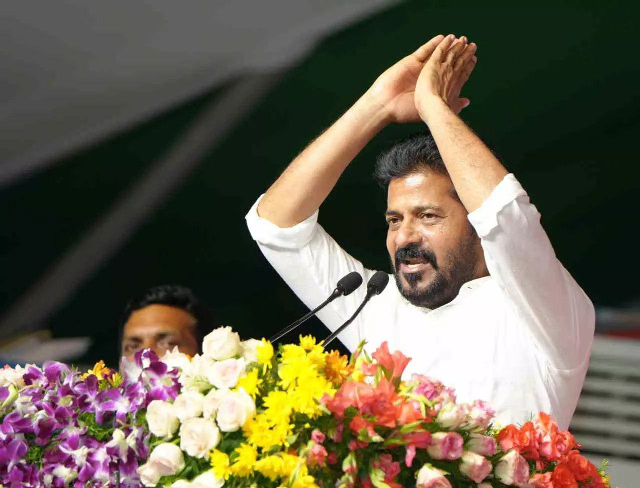 ‘60 మంది ఆడబిడ్డలు ఎమ్మెల్యేలు కానున్నారు’ ‘60 మంది ఆడబిడ్డలు ఎమ్మెల్యేలు కానున్నారు’