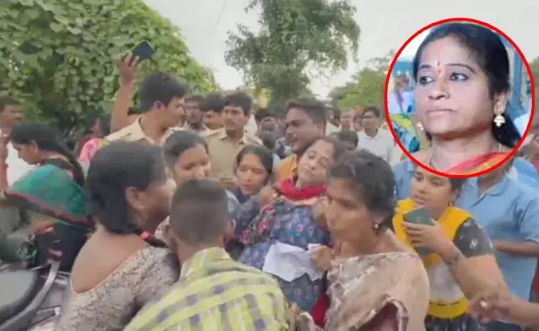 భద్రాచలం దేవాలయం ఈవోపై దాడి భద్రాచలం దేవాలయం ఈవోపై దాడి