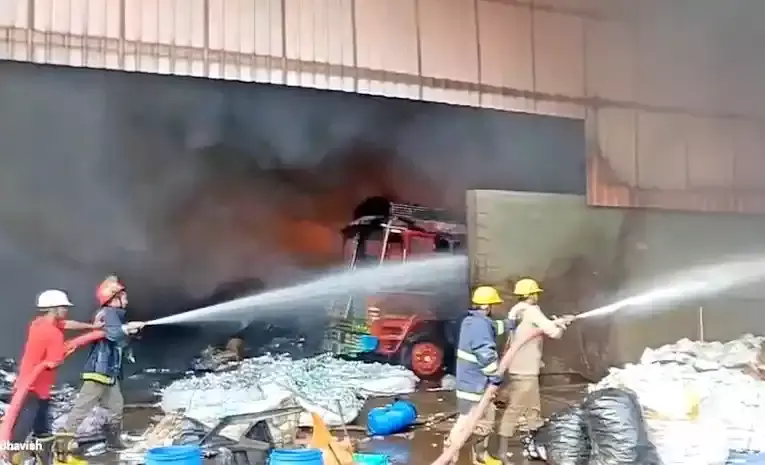 పాశమైలారంలో మరో అగ్ని ప్రమాదం పాశమైలారంలో మరో అగ్ని ప్రమాదం