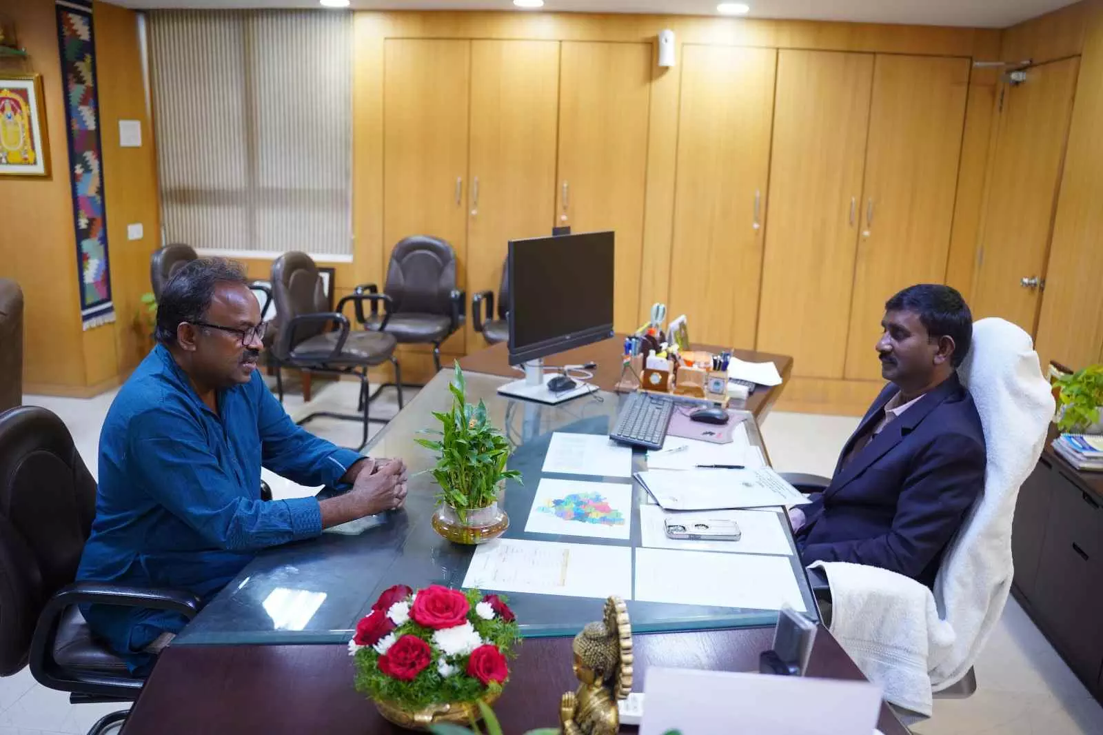 మాతోట ప్రాజెక్ట్‌ ని అమలు చేయడంలో కీలక పాత్ర వహించిన నాబార్డు సిజిఎం ఉదయ భాస్కర్‌తో ఫెడరల్ తెలంగాణ ప్రతినిధి.