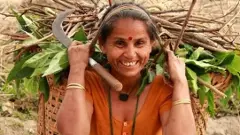 వారి విశ్వజనీన ప్రేమే వారి సౌందర్యం