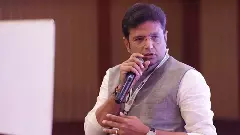 ‘కాలేజీల్లో చెప్తున్నది కాలం చెల్లిన జ్ఞానమా’