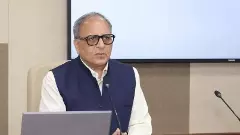 CIC మాజీ కమిషనర్ బిమల్ జుల్కాపై అత్యాచార యత్నం కేసు..