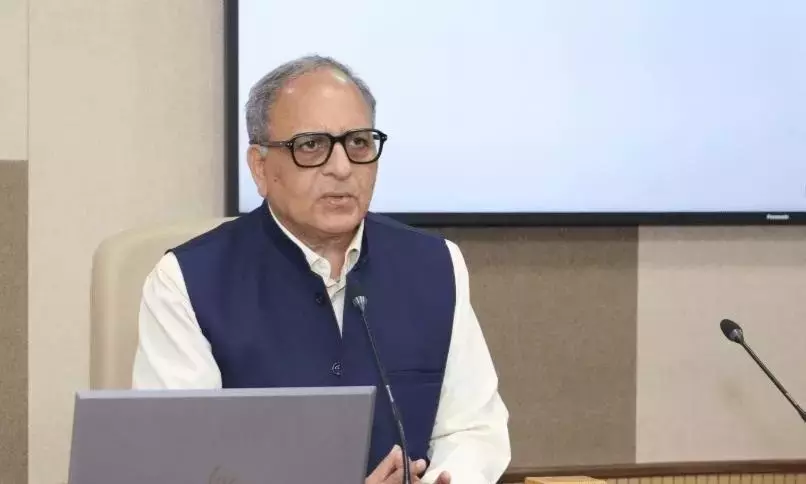 CIC మాజీ కమిషనర్ బిమల్ జుల్కాపై అత్యాచార యత్నం కేసు.. CIC మాజీ కమిషనర్ బిమల్ జుల్కాపై అత్యాచార యత్నం కేసు..