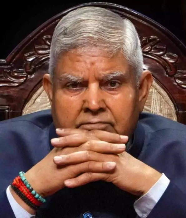 ఉపరాష్ట్రపతి రాజీనామాలో తెరవెనక ఏం జరిగింది?