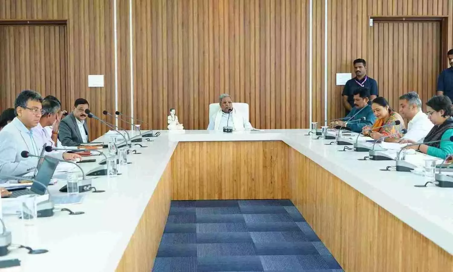 కర్ణాటకలో కొత్తగా కుల గణన..