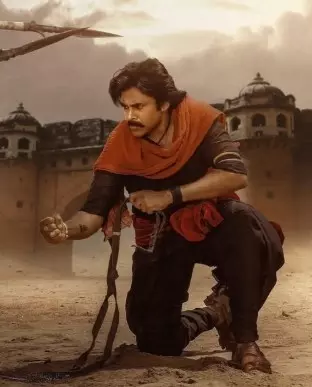 హరిహర వీరమల్లు సూపర్ హిట్ అంటూ పవన్ ఫ్యాన్స్ సందడే సందడి హరిహర వీరమల్లు సూపర్ హిట్ అంటూ పవన్ ఫ్యాన్స్ సందడే సందడి