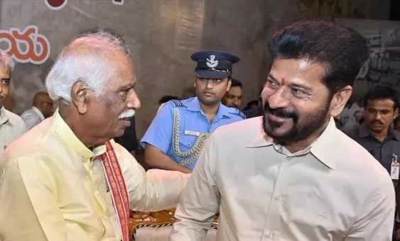 దత్తాత్రేయ ప్రతిపాదన వెనుక రేవంత్ వ్యూహమిదేనా ? దత్తాత్రేయ ప్రతిపాదన వెనుక రేవంత్ వ్యూహమిదేనా ?