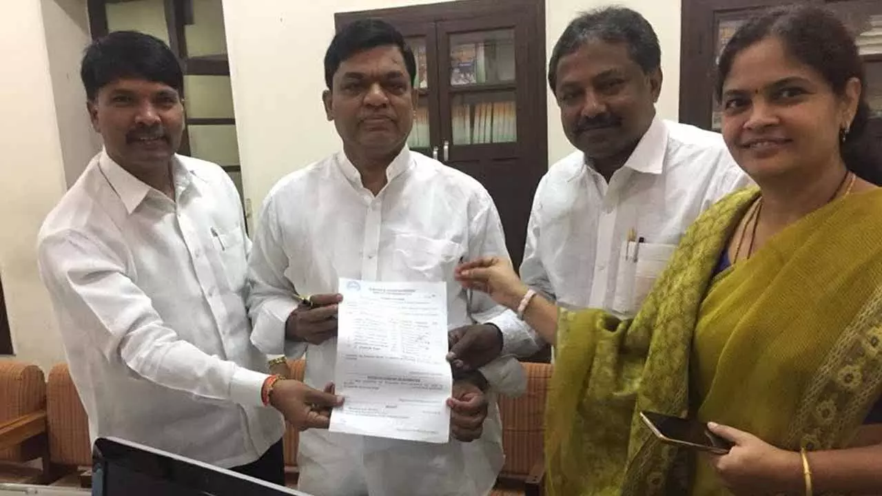 హెచ్‌సీఏ కేసులో ముగ్గురికి బెయిల్