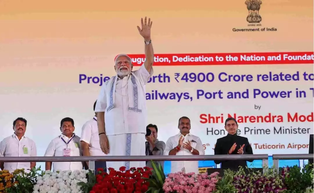 బ్రిటన్ తో కుదిరిన ఒప్పందం చారిత్రాత్మకమైంది: మోదీ బ్రిటన్ తో కుదిరిన ఒప్పందం చారిత్రాత్మకమైంది: మోదీ