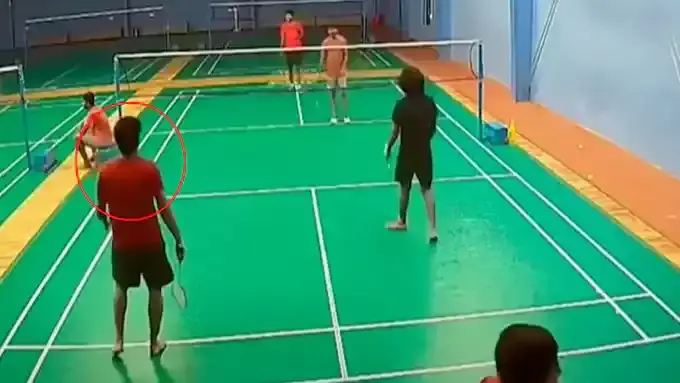 షటిల్ ఆడుతుండగా గుండెపోటు