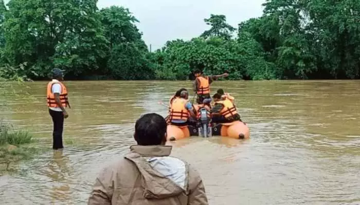 కొండాయి గ్రామస్థుల అవస్థలు కొండాయి గ్రామస్థుల అవస్థలు