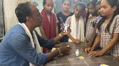 ఆదిలాబాద్ గోండు గిరిజన మాస్టారికి  ఢిల్లీ ఆహ్వానం