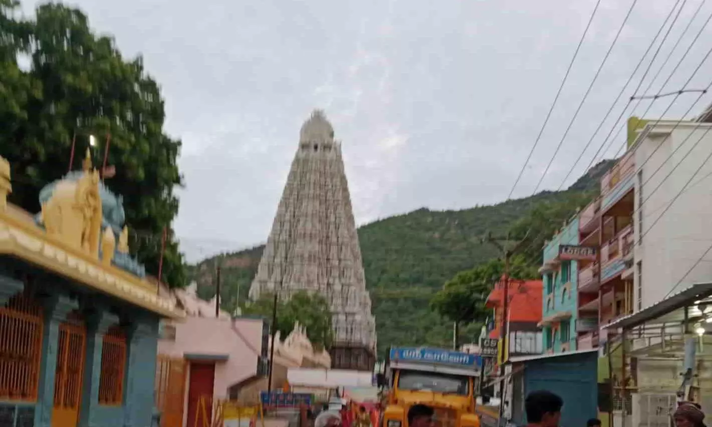 ఒకానొక గిరి ప్రదక్షిణ !