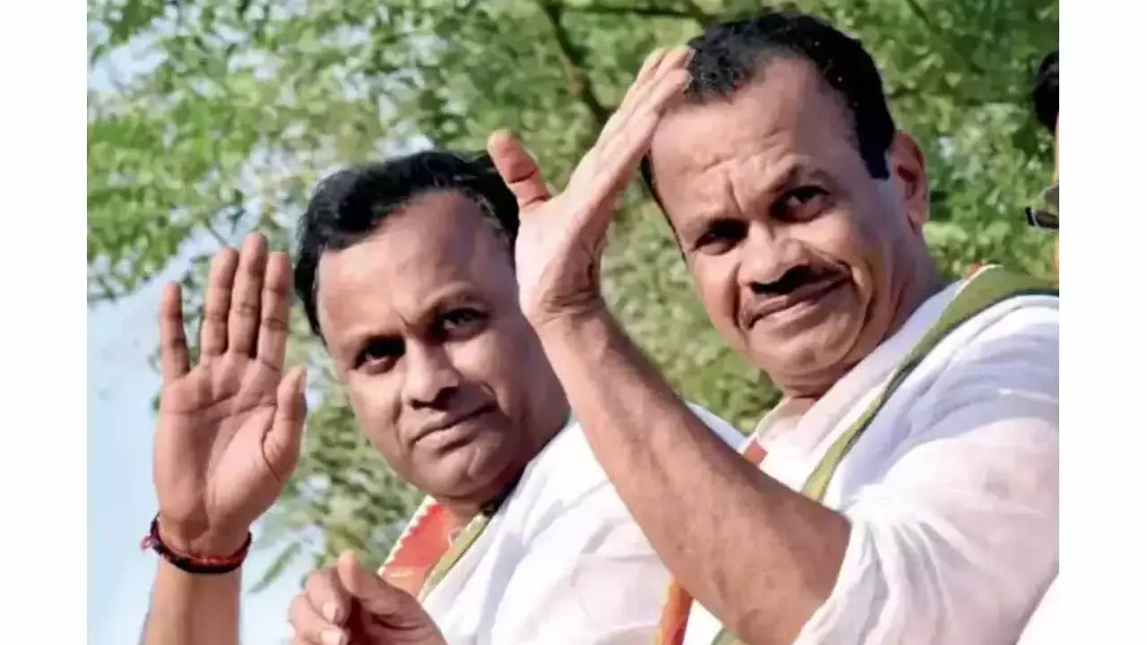 Komatireddy | కోమటిరెడ్డి బ్రదర్స్ కు ఏమైంది ? Komatireddy | కోమటిరెడ్డి బ్రదర్స్ కు ఏమైంది ?