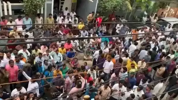 ఎక్కడ షూటింగ్ లు అక్కడే బంద్