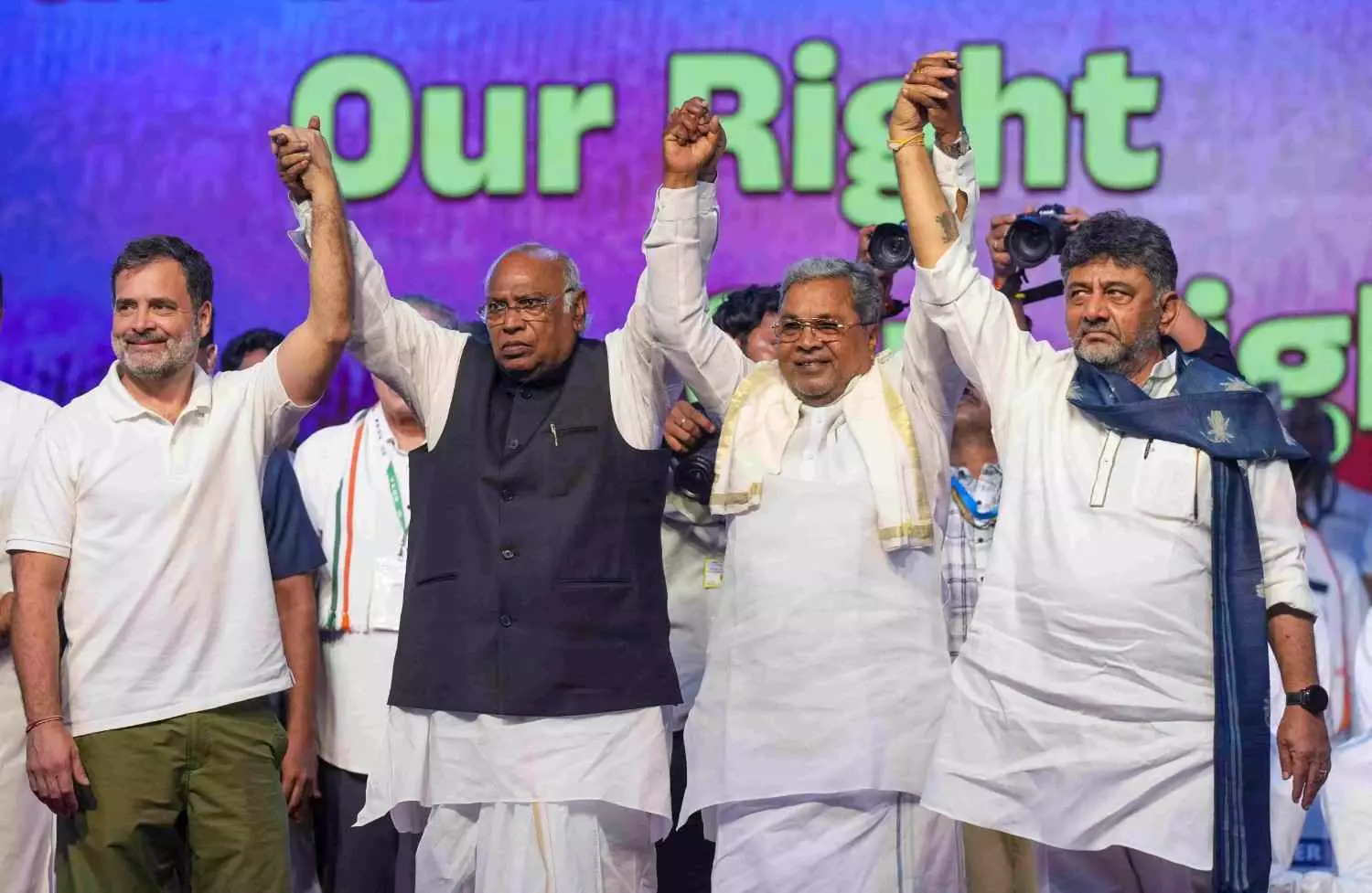‘పదేళ్ల ఓటరు జాబితా, వీడియో రికార్డింగులు ఇవ్వగలరా?’