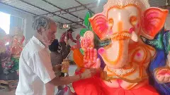 తిరుపతిలో 350 కుటుంబాలకు జీవం పోస్తున్న వినాయకుడి విగ్రహాలు