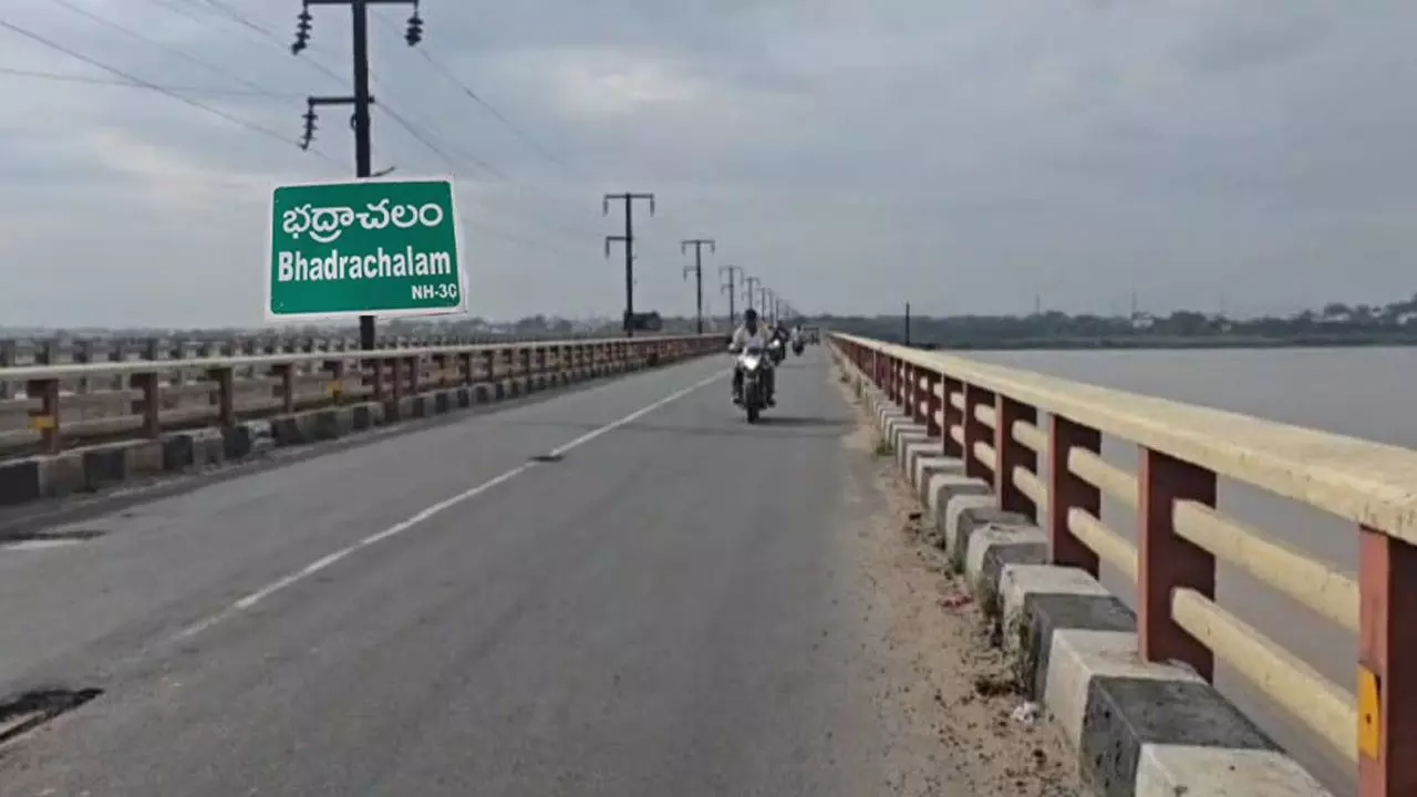 అరవై ఏళ్ల భద్రాద్రి వారధి..దీని చరిత్ర తెలుసా?