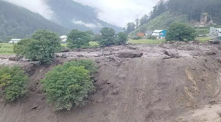 కాశ్మీర్ లో ఆకాశం బద్ధలైంది... 46 మంది మృతి