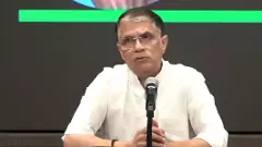 ఎన్సీఈఆర్టీ పుస్తకాలను తగలబెట్టండి: కాంగ్రెస్