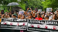 ఆర్జీ కర్ ఘటనకు ఏడాది..అయినా తగ్గని నిరసన జ్వాల..