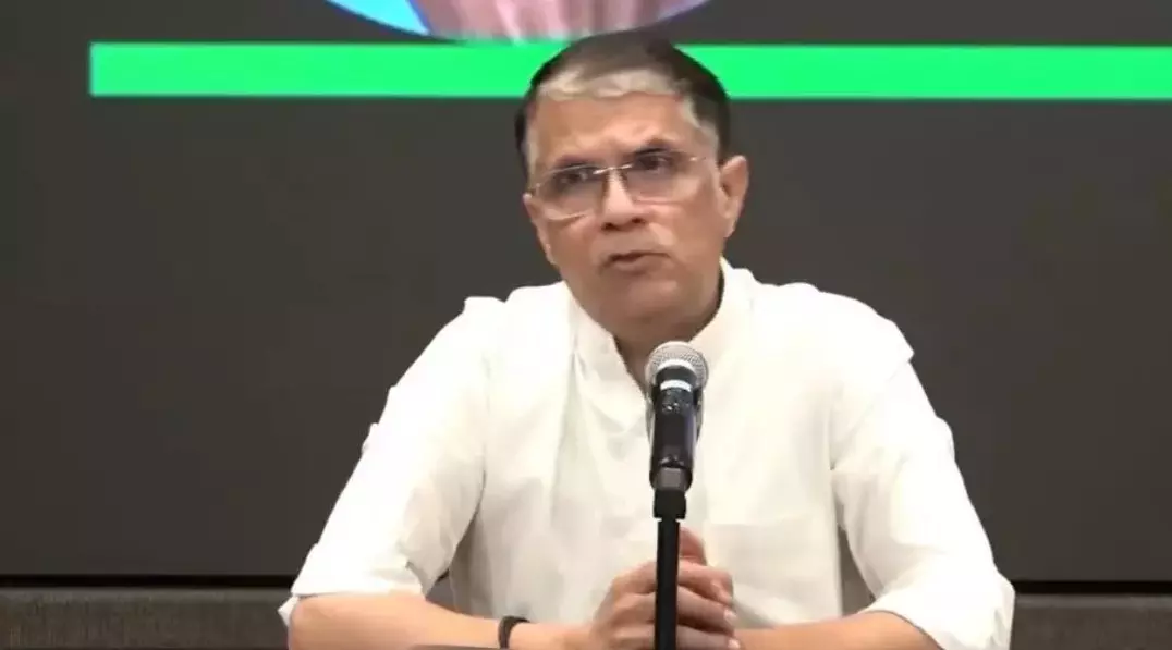 ఎన్సీఈఆర్టీ పుస్తకాలను తగలబెట్టండి: కాంగ్రెస్ ఎన్సీఈఆర్టీ పుస్తకాలను తగలబెట్టండి: కాంగ్రెస్